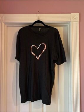 Dark Gray Heart Graphic Tee with Rose Gold Accent